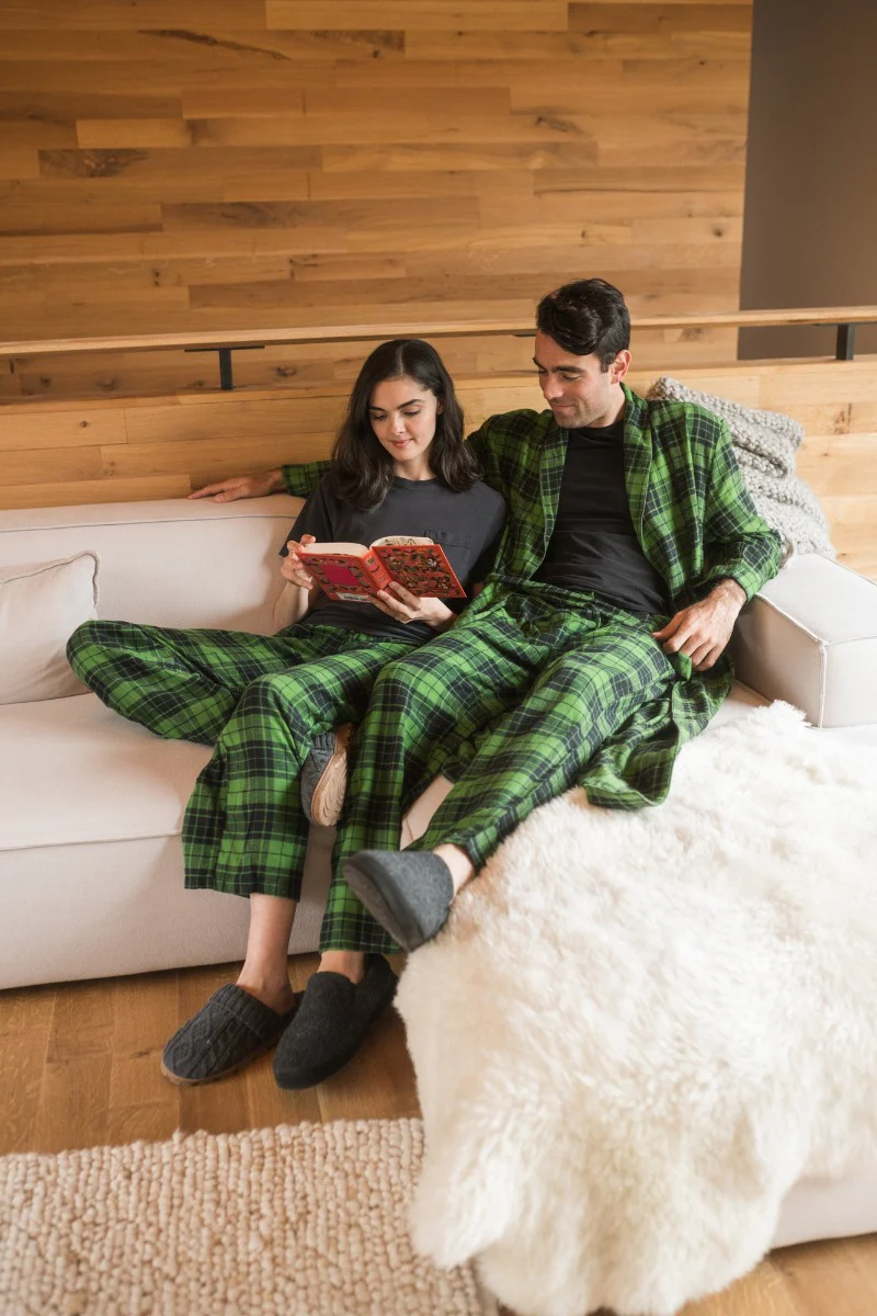 Men's Plaid Flannel Robe - Image 5