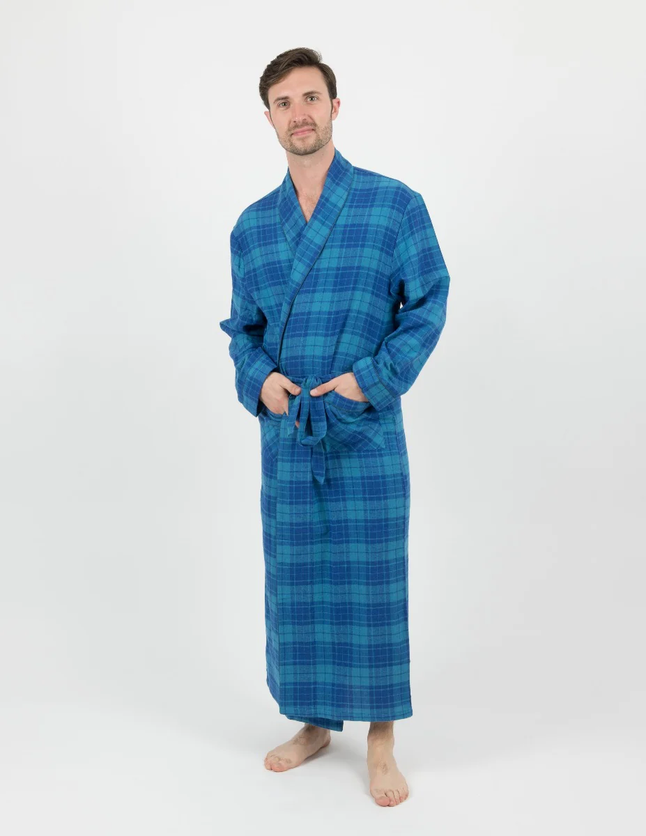 Men's Plaid Flannel Robe - Image 8