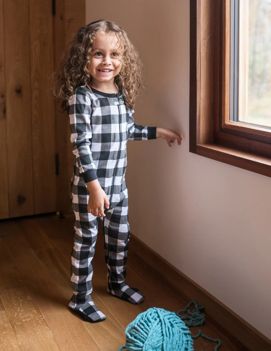 Kid's Footed Black & White Plaid Cotton Pajamas - Image 2