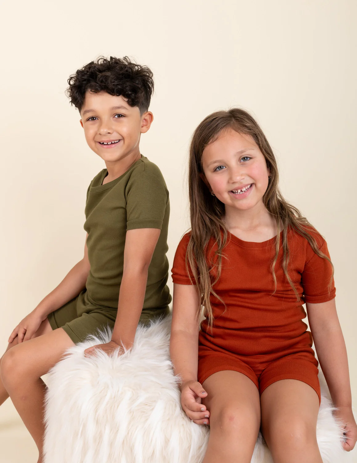 Kid's Short Sleeve Solid Color Boho Pajamas - Image 7