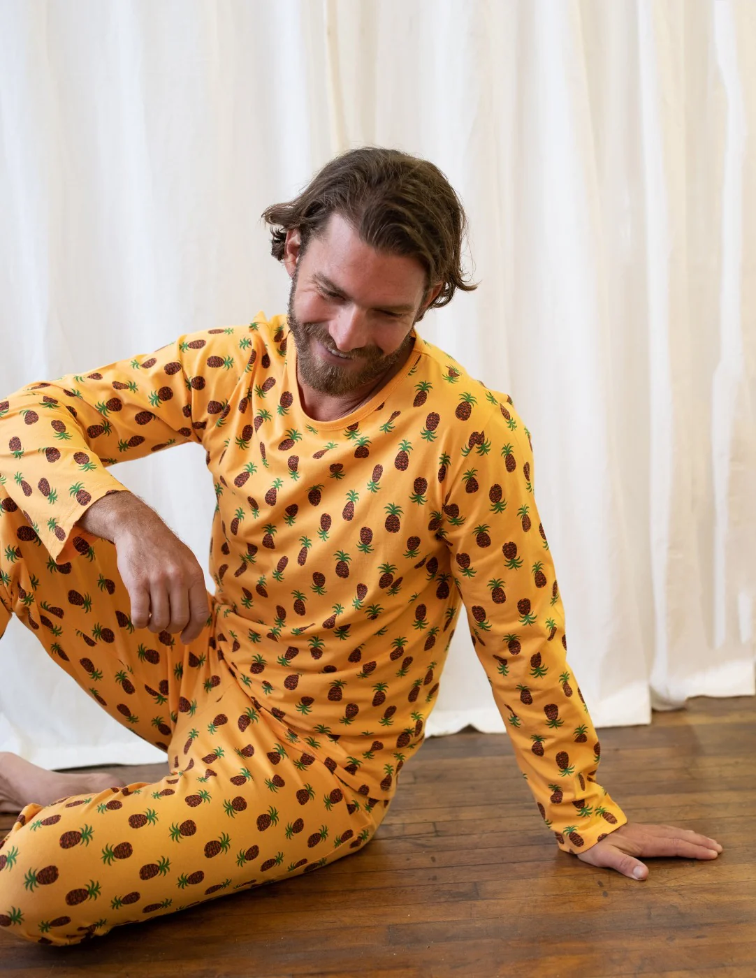 Mens Loose Fit Pineapple Pajamas